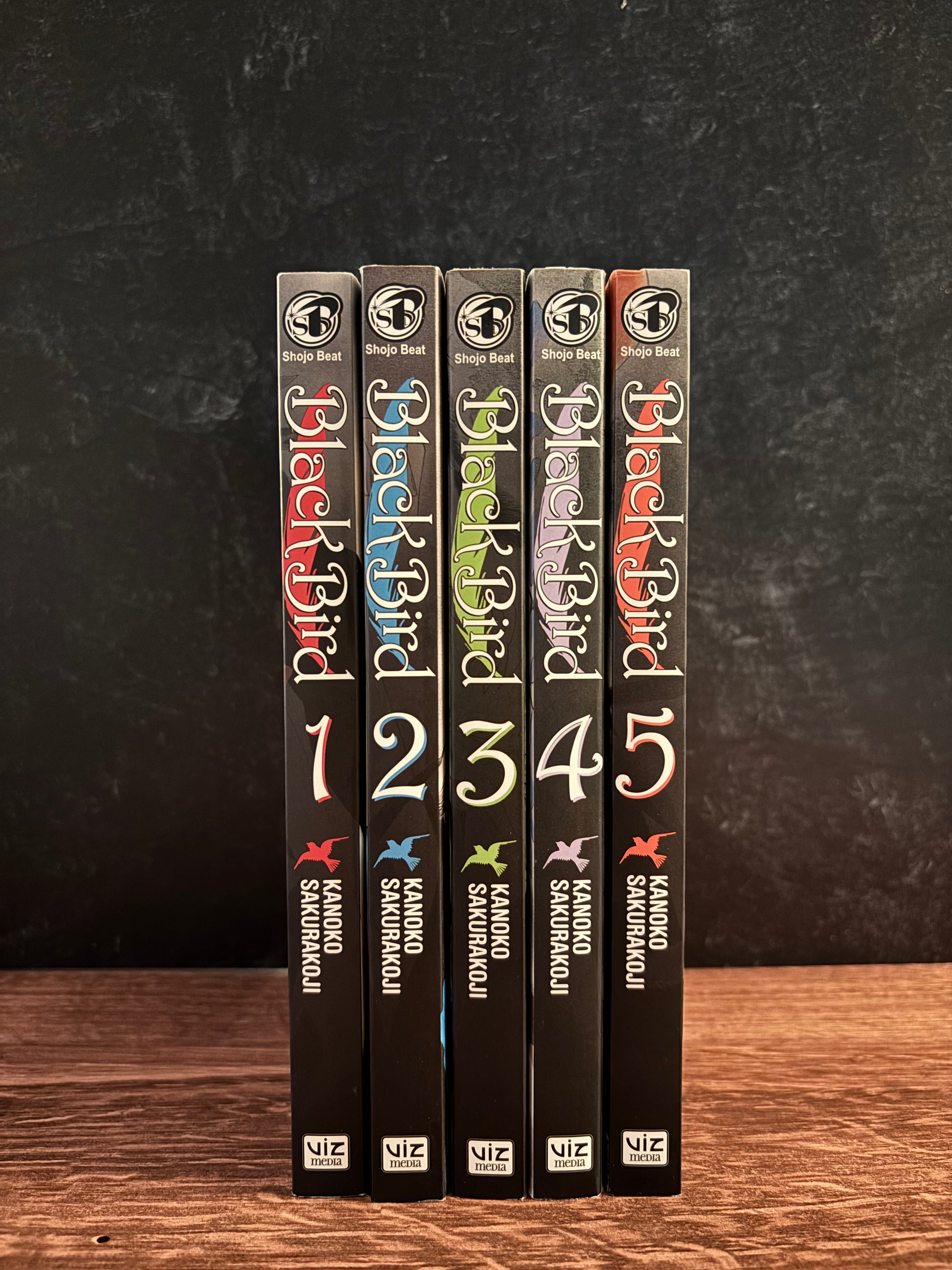 "Black Bird" #1-5 by Kanoko Sakurakoji (Preowned Manga)
