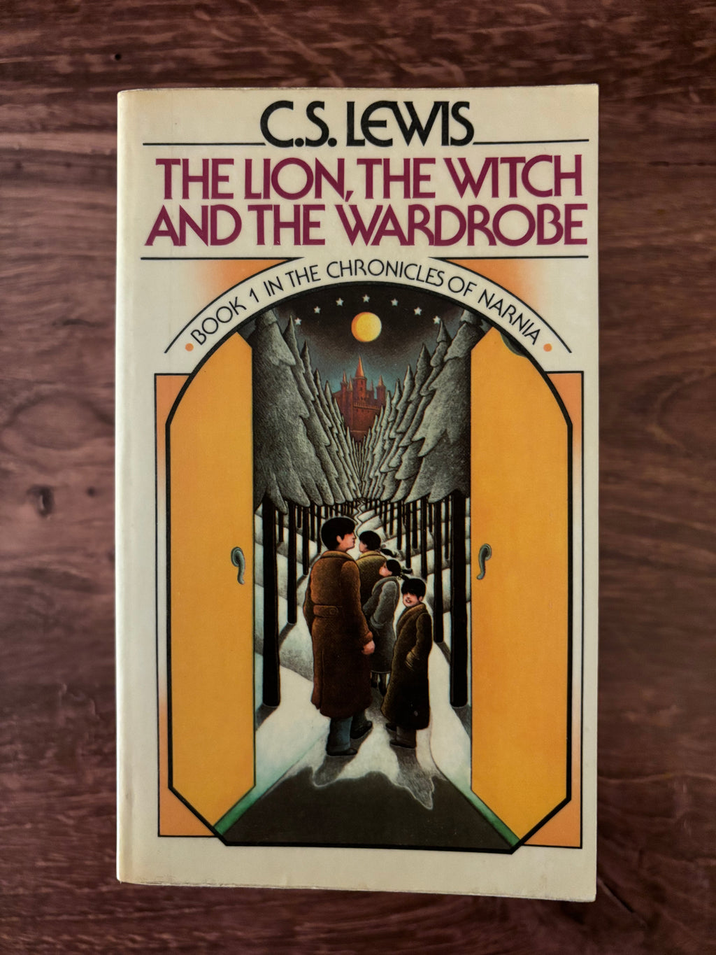 The Chronicles of Narnia by C.S. Lewis (Preowned Set, Books 1-7)