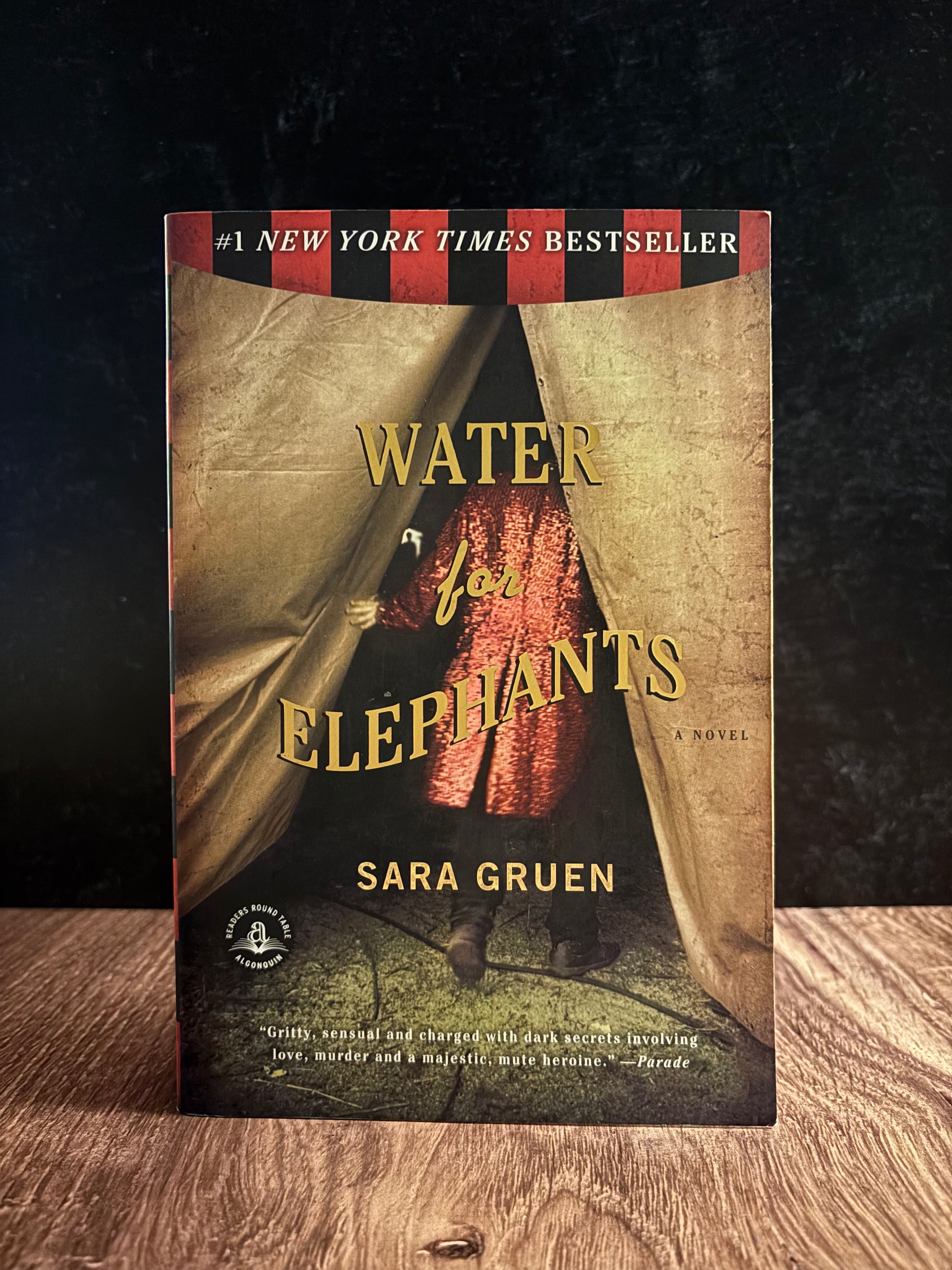 "Water For Elephants" by Sara Gruen (Preowned Paperback)