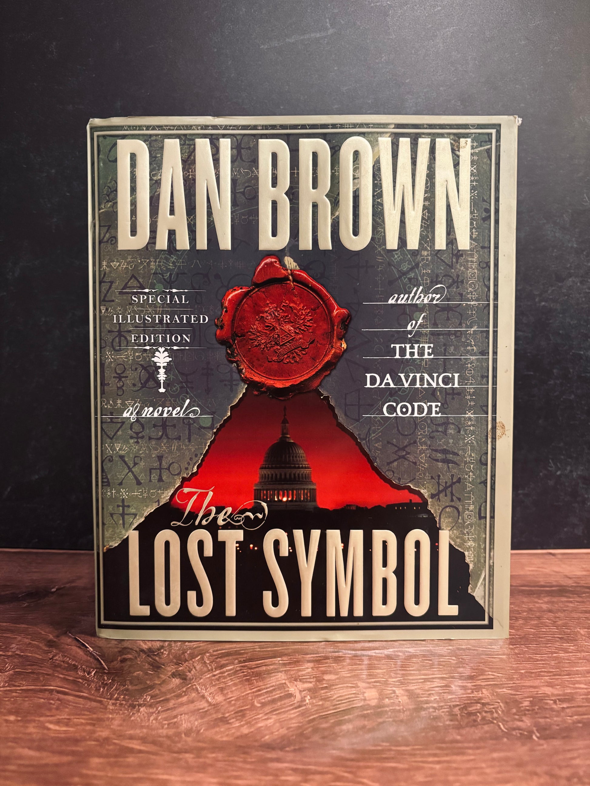 "The Lost Symbol" by Dan Brown (Preowned Special Illustrated Edition)