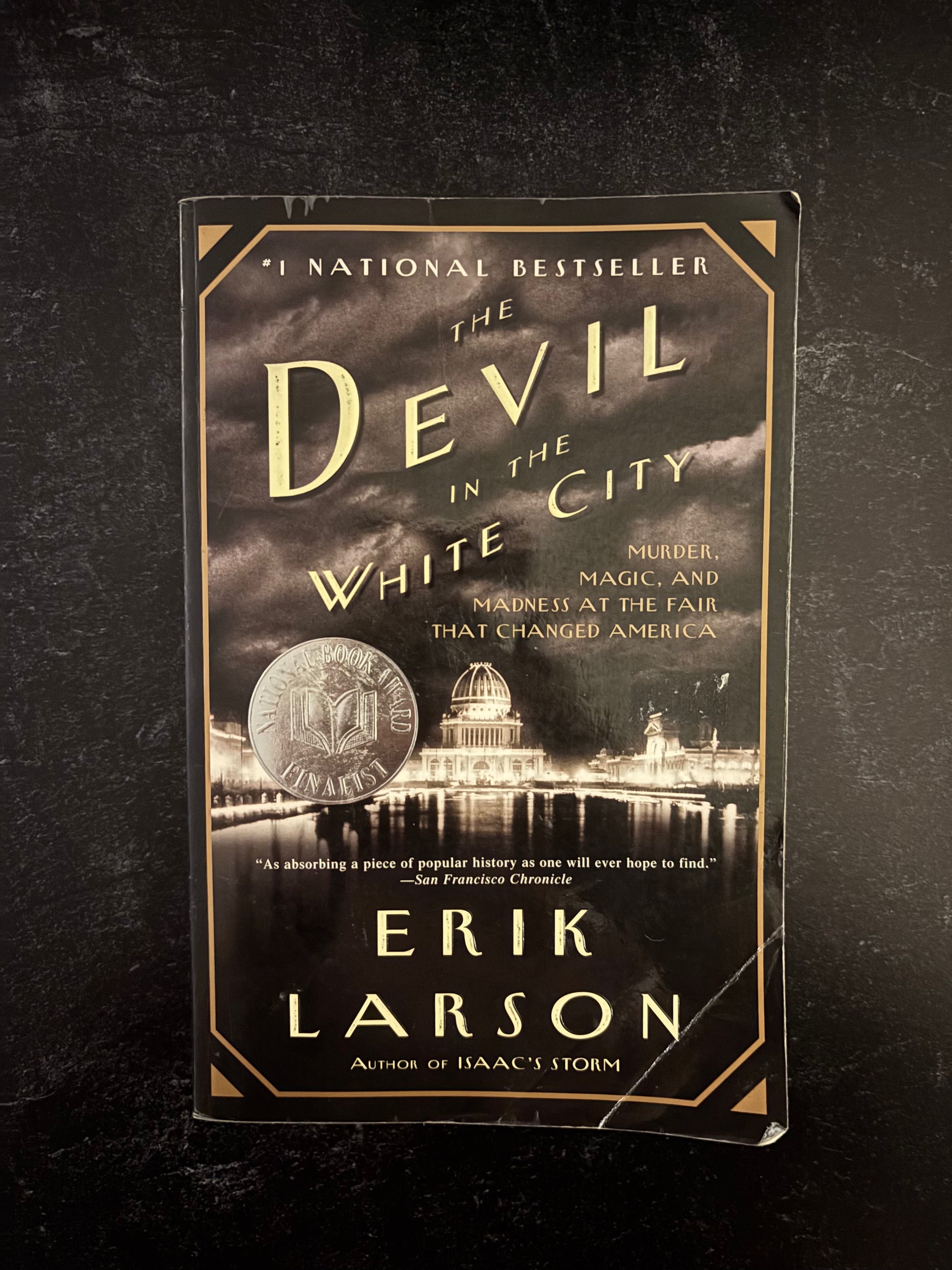 "The Devil in the White City" by Erik Larsaon (Preowned Paperback)