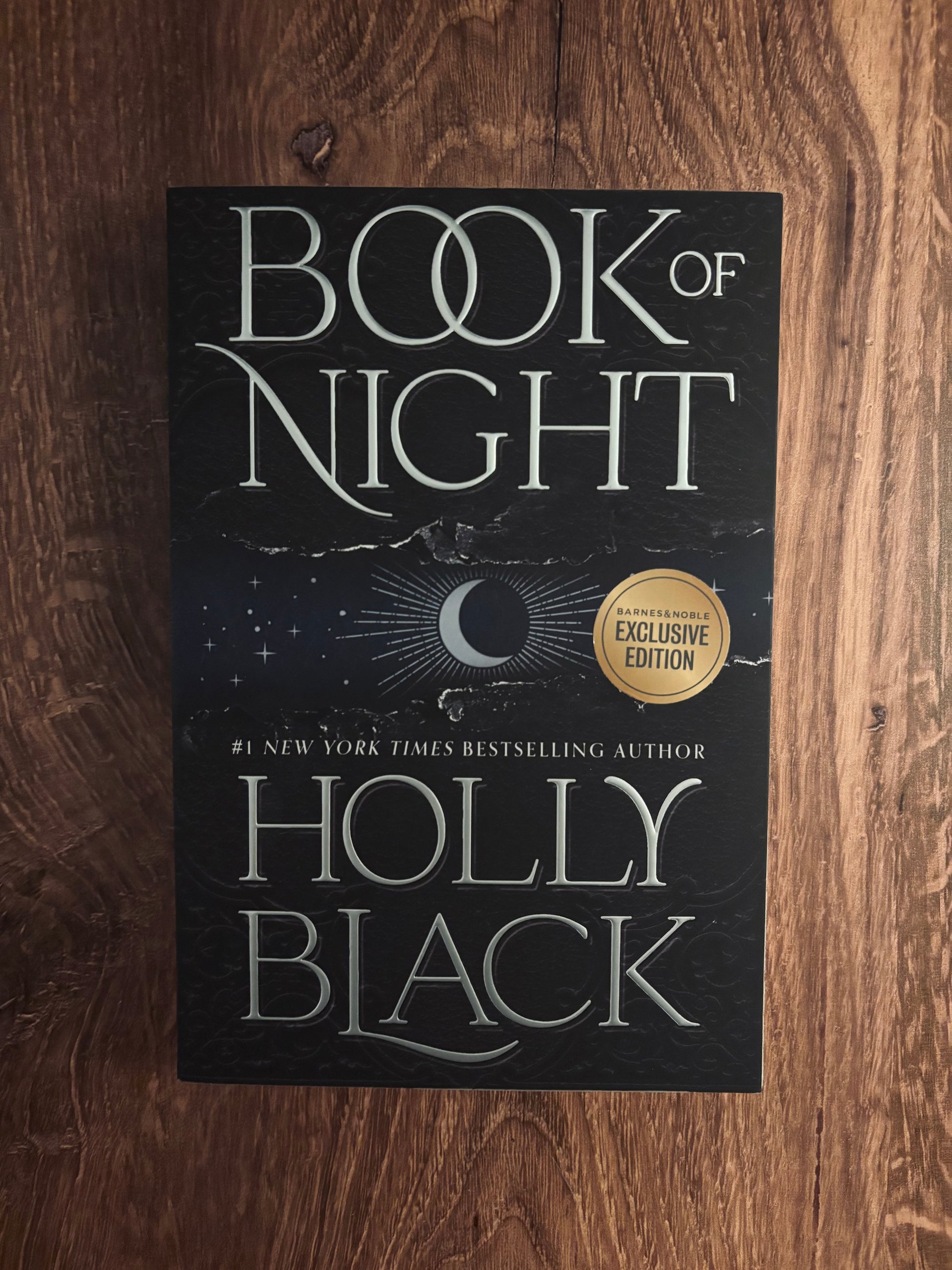 "Book Of Night" by Holly Black (Preowned Paperback)