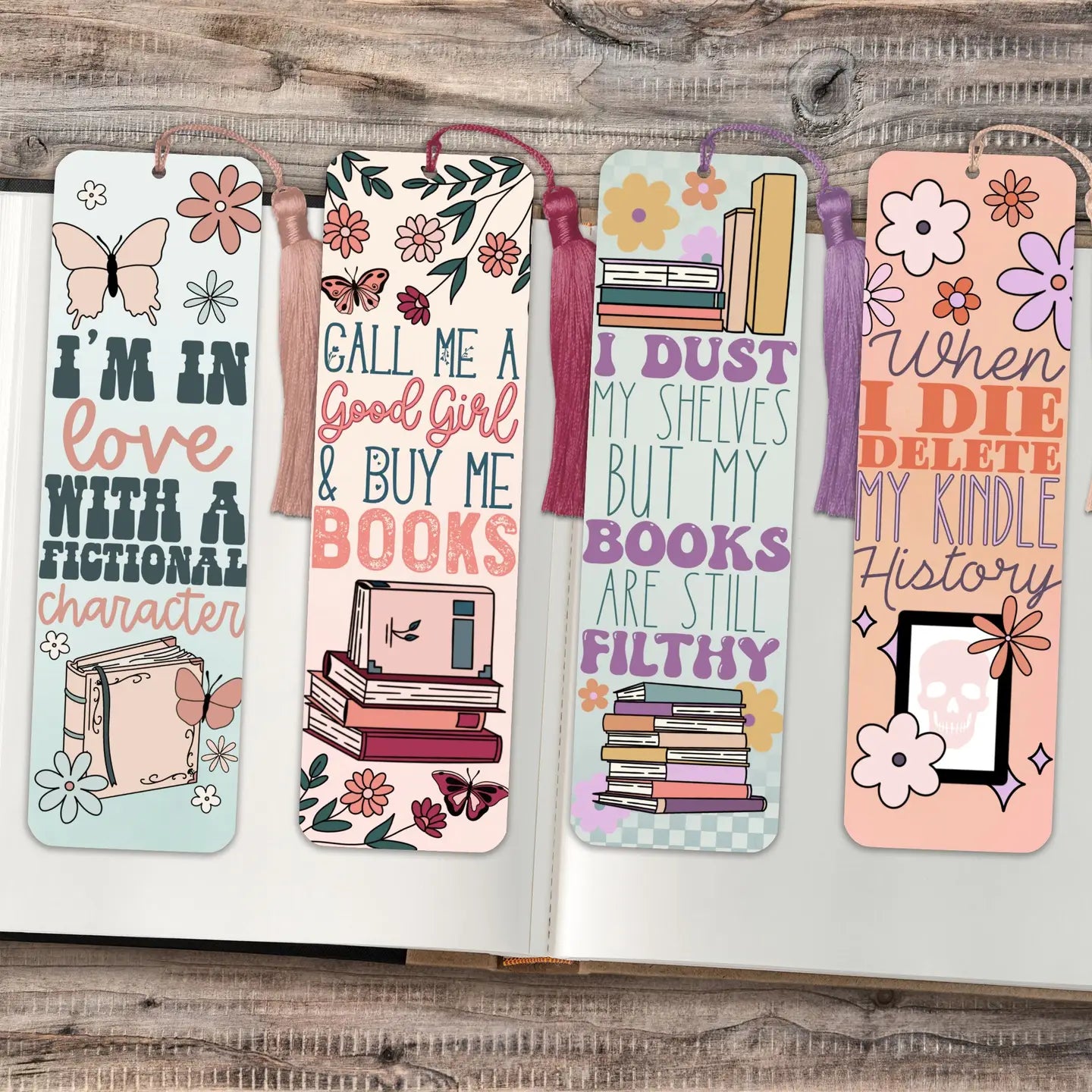 "Floral & Spice" - Romance Reader Metal Bookmarks | The Corner Shop